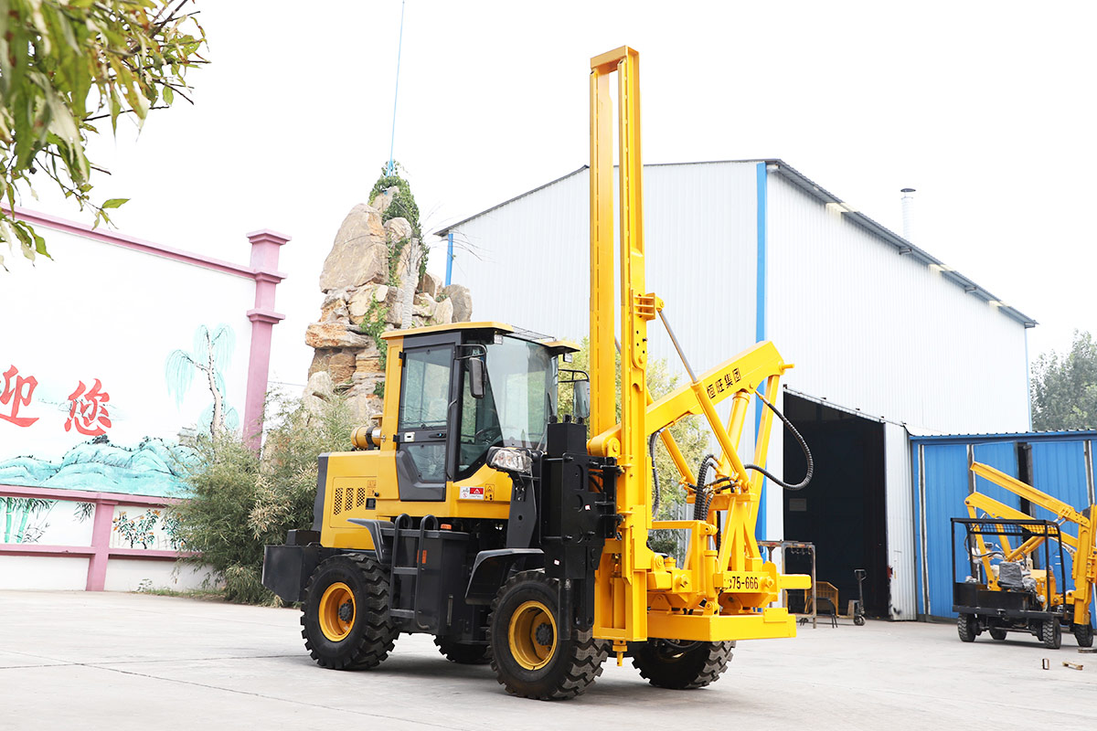＂Four-step method＂ to solve the problem of overheating of guardrail pile driver engine